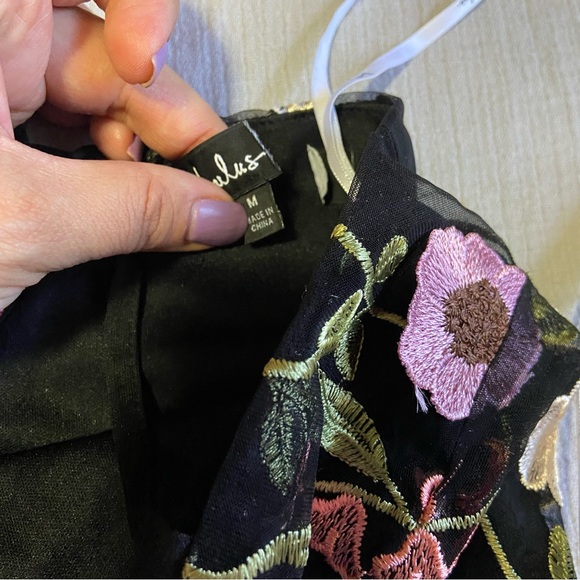 NWOT Lulus Thriving Energy Black 3D Floral Embroidered Lace-Up Midi Dress - Picture 11 of 13